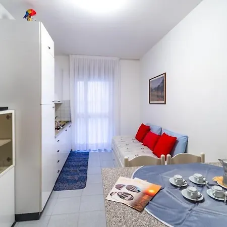 Bianchi Apartment *